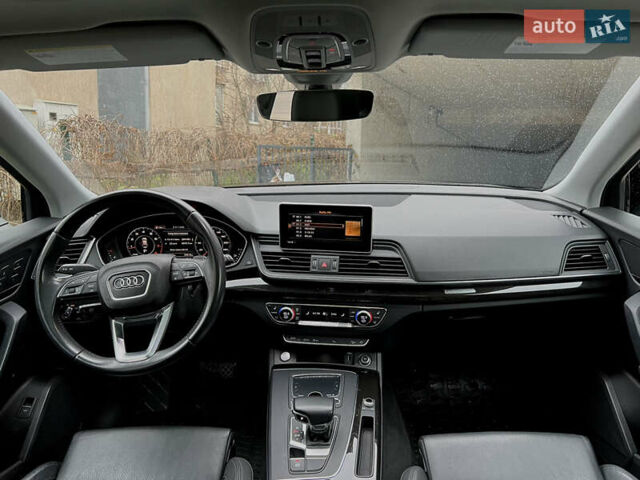 Черный Ауди Ку 5, объемом двигателя 1.98 л и пробегом 53 тыс. км за 32000 $, фото 9 на Automoto.ua