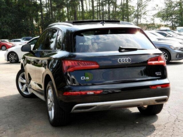 Чорний Ауді Ку 5, об'ємом двигуна 2 л та пробігом 42 тис. км за 14500 $, фото 4 на Automoto.ua