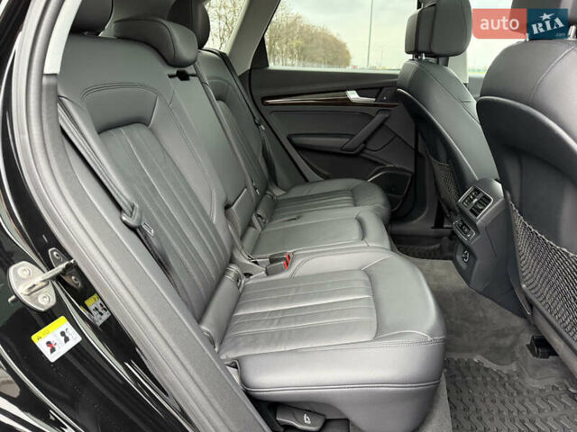 Черный Ауди Ку 5, объемом двигателя 1.98 л и пробегом 103 тыс. км за 27700 $, фото 14 на Automoto.ua