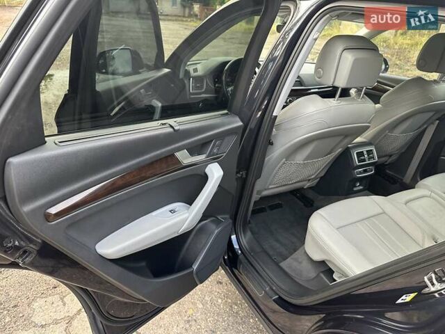 Чорний Ауді Ку 5, об'ємом двигуна 1.98 л та пробігом 195 тис. км за 22700 $, фото 58 на Automoto.ua