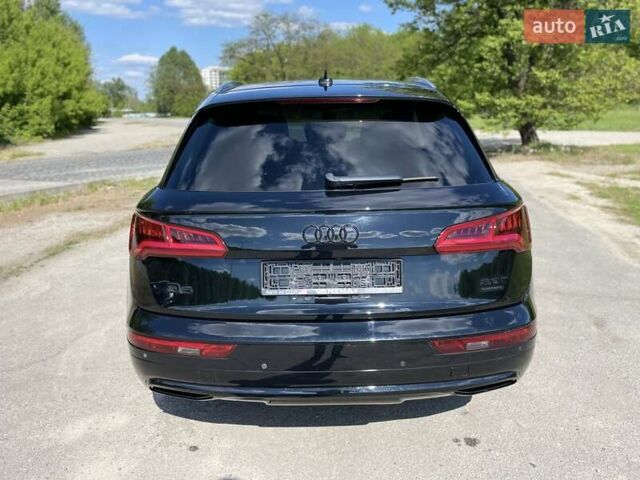 Черный Ауди Ку 5, объемом двигателя 2 л и пробегом 185 тыс. км за 22300 $, фото 4 на Automoto.ua