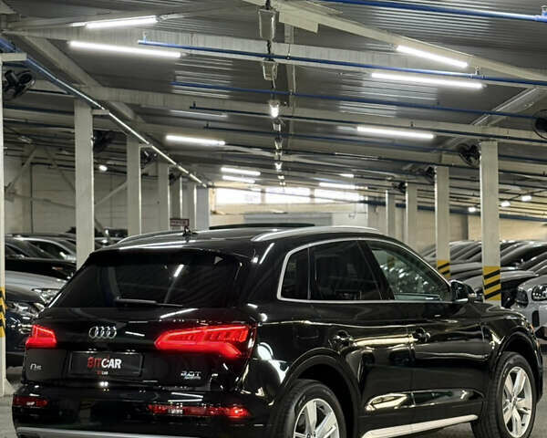 Черный Ауди Ку 5, объемом двигателя 1.98 л и пробегом 87 тыс. км за 28600 $, фото 7 на Automoto.ua