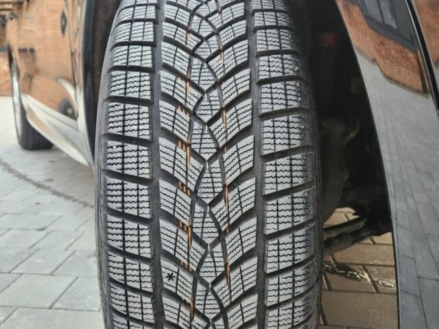 Черный Ауди Ку 5, объемом двигателя 2 л и пробегом 187 тыс. км за 19480 $, фото 7 на Automoto.ua