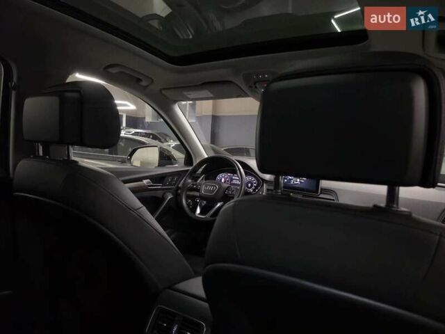 Черный Ауди Ку 5, объемом двигателя 2 л и пробегом 165 тыс. км за 26499 $, фото 14 на Automoto.ua