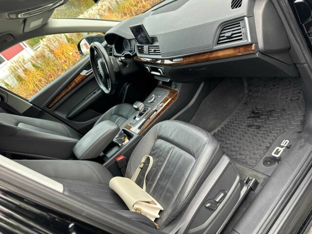 Черный Ауди Ку 5, объемом двигателя 2 л и пробегом 199 тыс. км за 17950 $, фото 16 на Automoto.ua