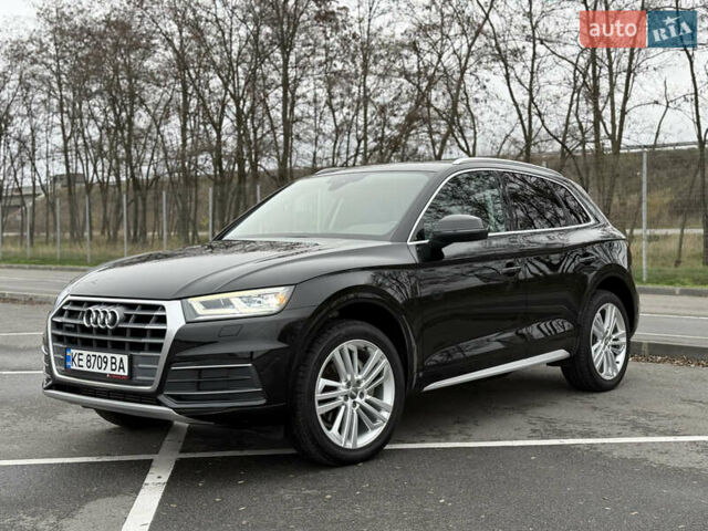 Черный Ауди Ку 5, объемом двигателя 1.98 л и пробегом 103 тыс. км за 27700 $, фото 3 на Automoto.ua