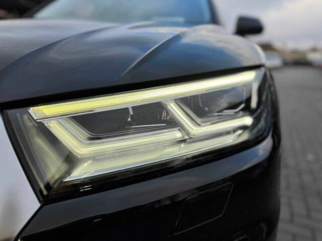 Чорний Ауді Ку 5, об'ємом двигуна 2 л та пробігом 71 тис. км за 29900 $, фото 1 на Automoto.ua