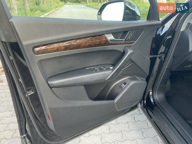 Черный Ауди Ку 5, объемом двигателя 1.98 л и пробегом 133 тыс. км за 22999 $, фото 21 на Automoto.ua