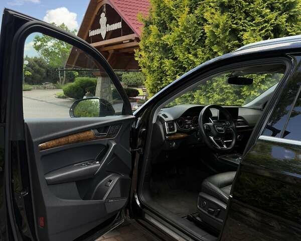 Черный Ауди Ку 5, объемом двигателя 2 л и пробегом 120 тыс. км за 25500 $, фото 25 на Automoto.ua