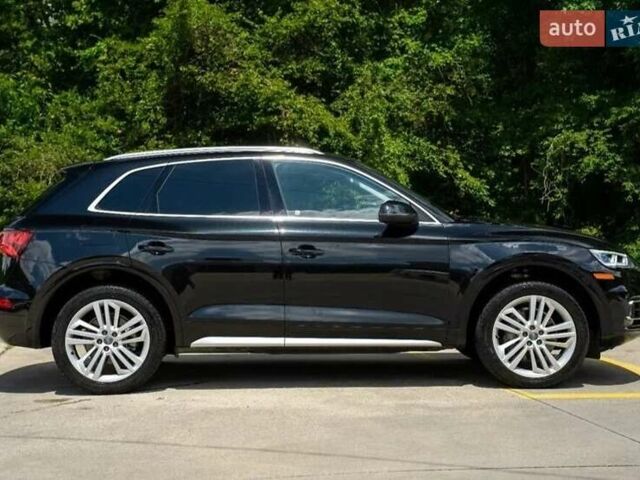 Черный Ауди Ку 5, объемом двигателя 1.98 л и пробегом 142 тыс. км за 19000 $, фото 1 на Automoto.ua