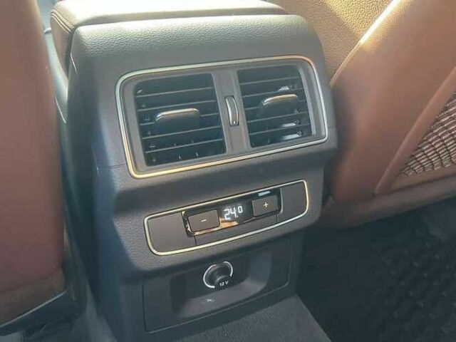 Черный Ауди Ку 5, объемом двигателя 2 л и пробегом 72 тыс. км за 17000 $, фото 12 на Automoto.ua