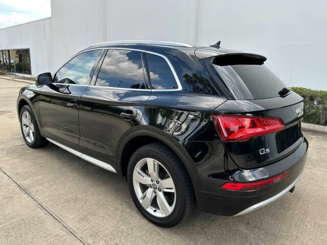Чорний Ауді Ку 5, об'ємом двигуна 2 л та пробігом 42 тис. км за 15500 $, фото 6 на Automoto.ua