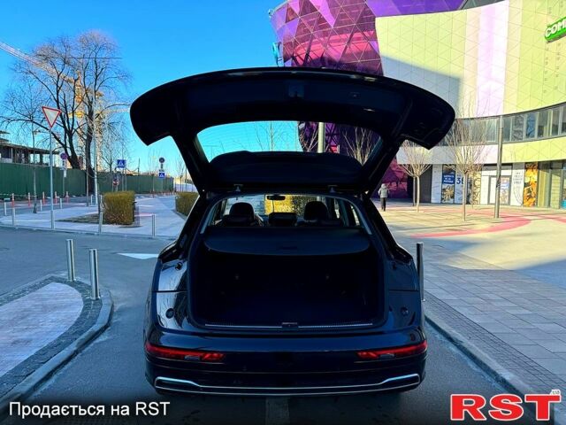 Черный Ауди Ку 5, объемом двигателя 2 л и пробегом 179 тыс. км за 30500 $, фото 3 на Automoto.ua