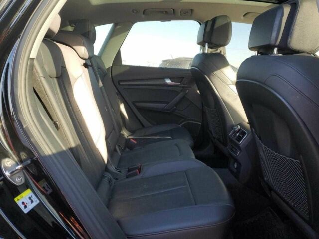 Черный Ауди Ку 5, объемом двигателя 0 л и пробегом 77 тыс. км за 5999 $, фото 9 на Automoto.ua