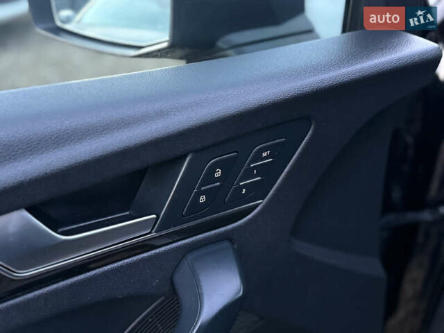 Черный Ауди Ку 5, объемом двигателя 1.98 л и пробегом 229 тыс. км за 17800 $, фото 13 на Automoto.ua