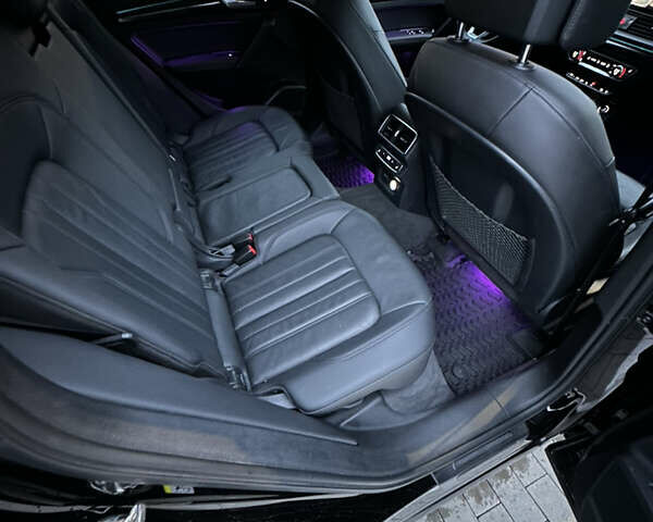 Черный Ауди Ку 5, объемом двигателя 1.98 л и пробегом 132 тыс. км за 23000 $, фото 15 на Automoto.ua