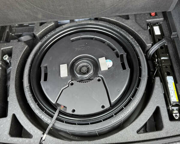 Черный Ауди Ку 5, объемом двигателя 1.98 л и пробегом 121 тыс. км за 26000 $, фото 14 на Automoto.ua