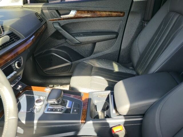 Черный Ауди Ку 5, объемом двигателя 2 л и пробегом 193 тыс. км за 23800 $, фото 23 на Automoto.ua