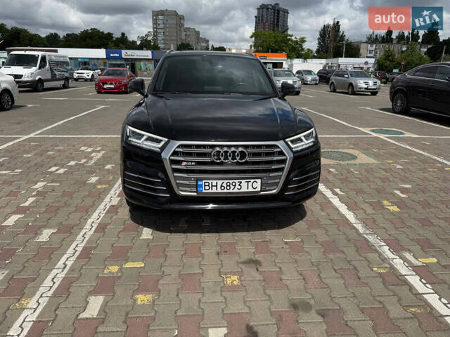 Черный Ауди Ку 5, объемом двигателя 1.98 л и пробегом 93 тыс. км за 27800 $, фото 1 на Automoto.ua