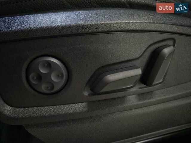 Черный Ауди Ку 5, объемом двигателя 2 л и пробегом 165 тыс. км за 26499 $, фото 8 на Automoto.ua