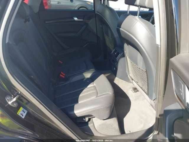 Черный Ауди Ку 5, объемом двигателя 2 л и пробегом 71 тыс. км за 7000 $, фото 7 на Automoto.ua