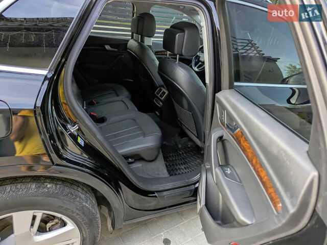 Черный Ауди Ку 5, объемом двигателя 1.98 л и пробегом 207 тыс. км за 25000 $, фото 11 на Automoto.ua