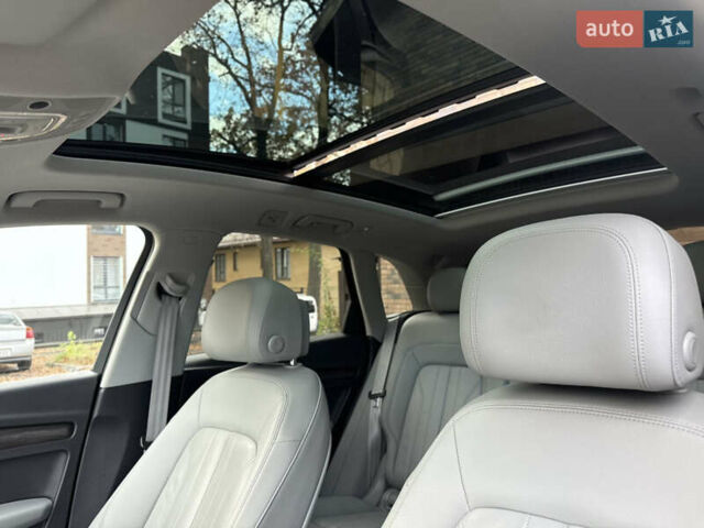 Черный Ауди Ку 5, объемом двигателя 2 л и пробегом 182 тыс. км за 23800 $, фото 14 на Automoto.ua