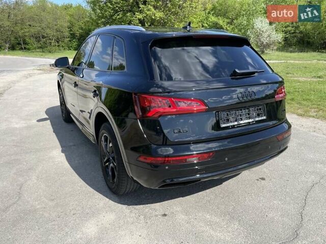 Черный Ауди Ку 5, объемом двигателя 2 л и пробегом 185 тыс. км за 22300 $, фото 2 на Automoto.ua