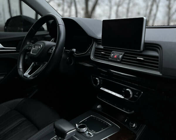 Чорний Ауді Ку 5, об'ємом двигуна 1.98 л та пробігом 93 тис. км за 25500 $, фото 26 на Automoto.ua