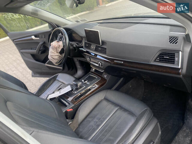 Чорний Ауді Ку 5, об'ємом двигуна 1.98 л та пробігом 147 тис. км за 18700 $, фото 17 на Automoto.ua