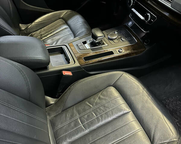 Черный Ауди Ку 5, объемом двигателя 2 л и пробегом 207 тыс. км за 18600 $, фото 26 на Automoto.ua