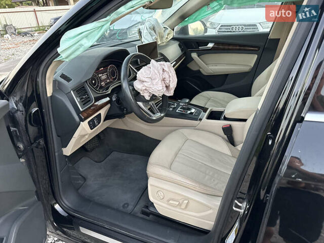 Чорний Ауді Ку 5, об'ємом двигуна 0 л та пробігом 83 тис. км за 14300 $, фото 5 на Automoto.ua