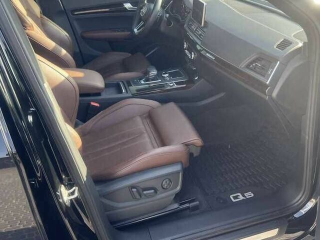 Черный Ауди Ку 5, объемом двигателя 2 л и пробегом 72 тыс. км за 17000 $, фото 10 на Automoto.ua