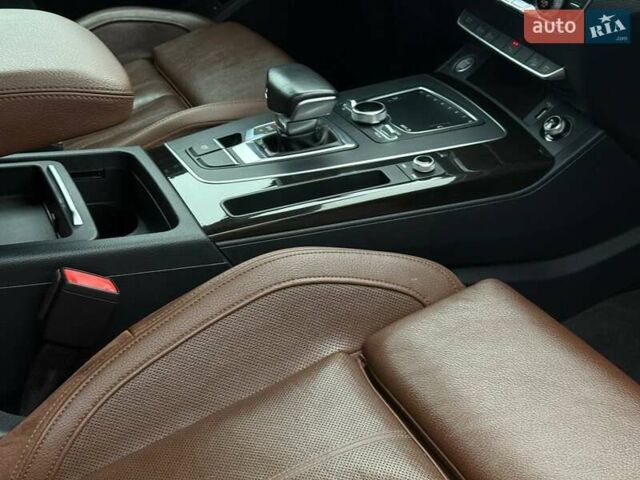 Чорний Ауді Ку 5, об'ємом двигуна 1.98 л та пробігом 128 тис. км за 28900 $, фото 51 на Automoto.ua