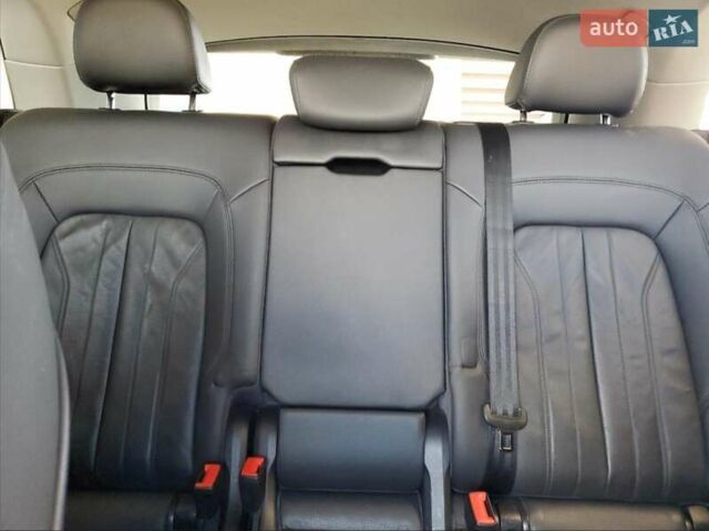 Черный Ауди Ку 5, объемом двигателя 1.98 л и пробегом 173 тыс. км за 14900 $, фото 9 на Automoto.ua