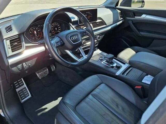Черный Ауди Ку 5, объемом двигателя 2 л и пробегом 109 тыс. км за 21800 $, фото 10 на Automoto.ua