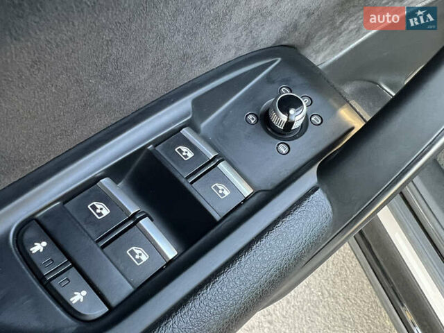 Черный Ауди Ку 5, объемом двигателя 1.97 л и пробегом 162 тыс. км за 34999 $, фото 57 на Automoto.ua