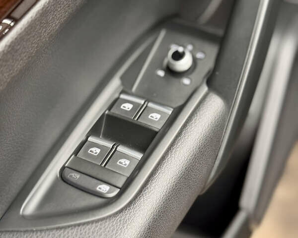 Черный Ауди Ку 5, объемом двигателя 1.98 л и пробегом 168 тыс. км за 23999 $, фото 32 на Automoto.ua