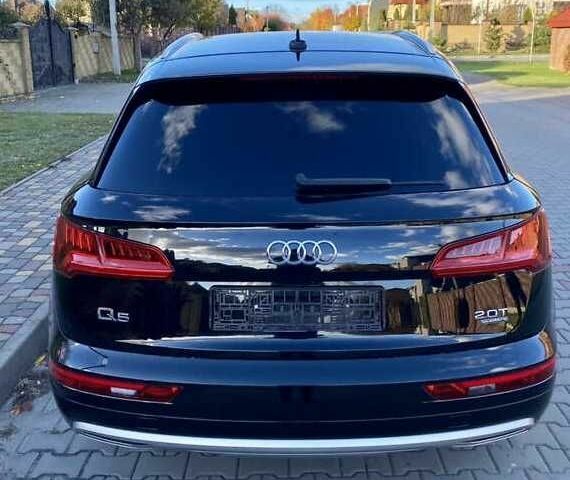 Черный Ауди Ку 5, объемом двигателя 2 л и пробегом 113 тыс. км за 17500 $, фото 6 на Automoto.ua