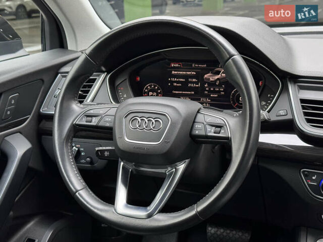 Чорний Ауді Ку 5, об'ємом двигуна 2 л та пробігом 75 тис. км за 24500 $, фото 8 на Automoto.ua