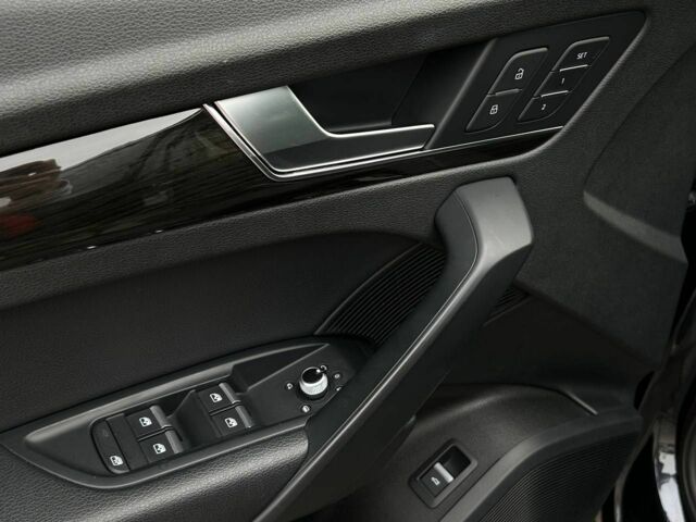 Черный Ауди Ку 5, объемом двигателя 2 л и пробегом 130 тыс. км за 28600 $, фото 8 на Automoto.ua