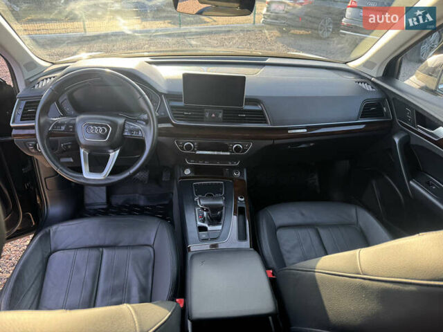 Чорний Ауді Ку 5, об'ємом двигуна 2 л та пробігом 151 тис. км за 23400 $, фото 37 на Automoto.ua