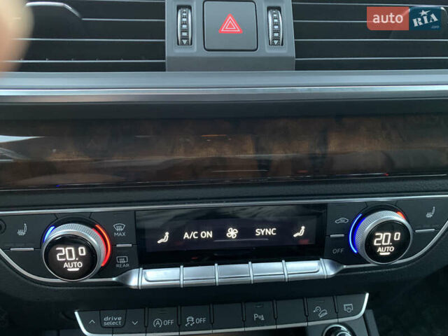 Черный Ауди Ку 5, объемом двигателя 1.98 л и пробегом 141 тыс. км за 22500 $, фото 29 на Automoto.ua