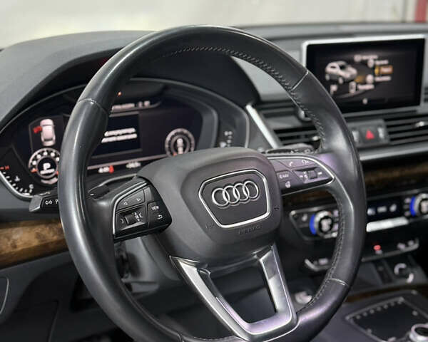 Черный Ауди Ку 5, объемом двигателя 1.98 л и пробегом 87 тыс. км за 28600 $, фото 17 на Automoto.ua