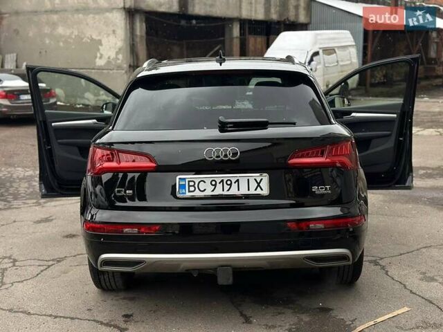 Черный Ауди Ку 5, объемом двигателя 2 л и пробегом 205 тыс. км за 25000 $, фото 4 на Automoto.ua