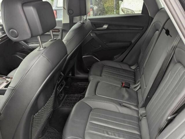 Чорний Ауді Ку 5, об'ємом двигуна 1.98 л та пробігом 75 тис. км за 27500 $, фото 11 на Automoto.ua