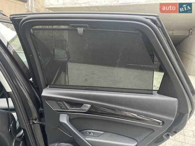 Черный Ауди Ку 5, объемом двигателя 1.98 л и пробегом 53 тыс. км за 32000 $, фото 18 на Automoto.ua