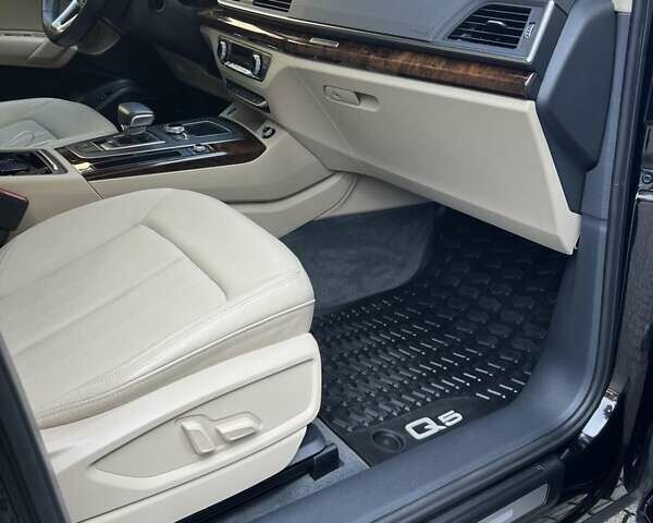 Черный Ауди Ку 5, объемом двигателя 1.98 л и пробегом 135 тыс. км за 29400 $, фото 6 на Automoto.ua