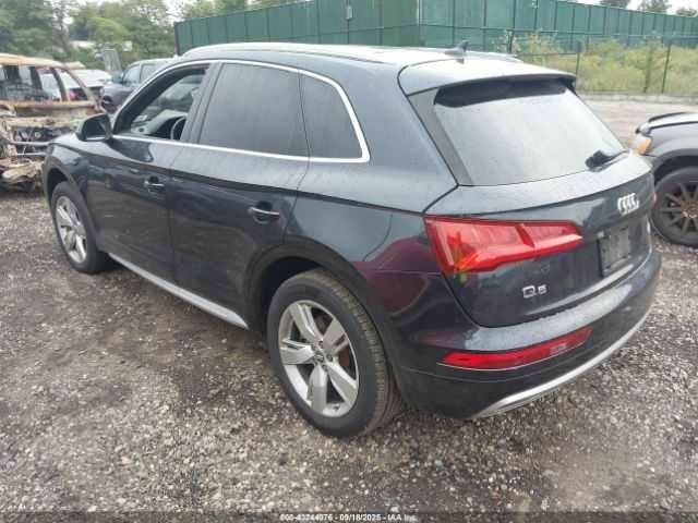 Чорний Ауді Ку 5, об'ємом двигуна 2 л та пробігом 85 тис. км за 7900 $, фото 2 на Automoto.ua