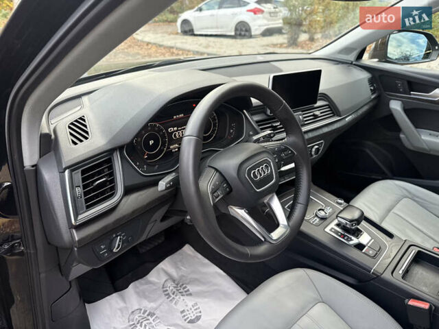 Черный Ауди Ку 5, объемом двигателя 2 л и пробегом 182 тыс. км за 23800 $, фото 11 на Automoto.ua